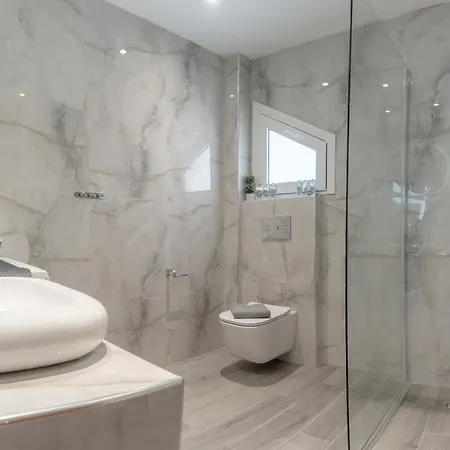 Mouses Thassos * Limenas (Thasos)