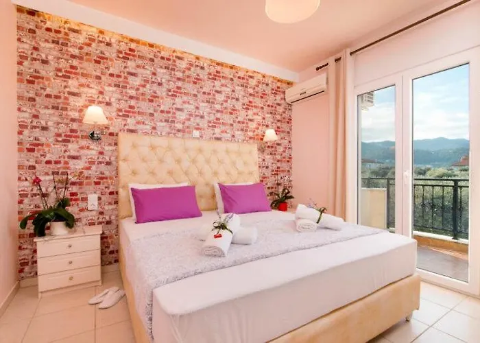 Mouses Thassos Limenas (Thasos)